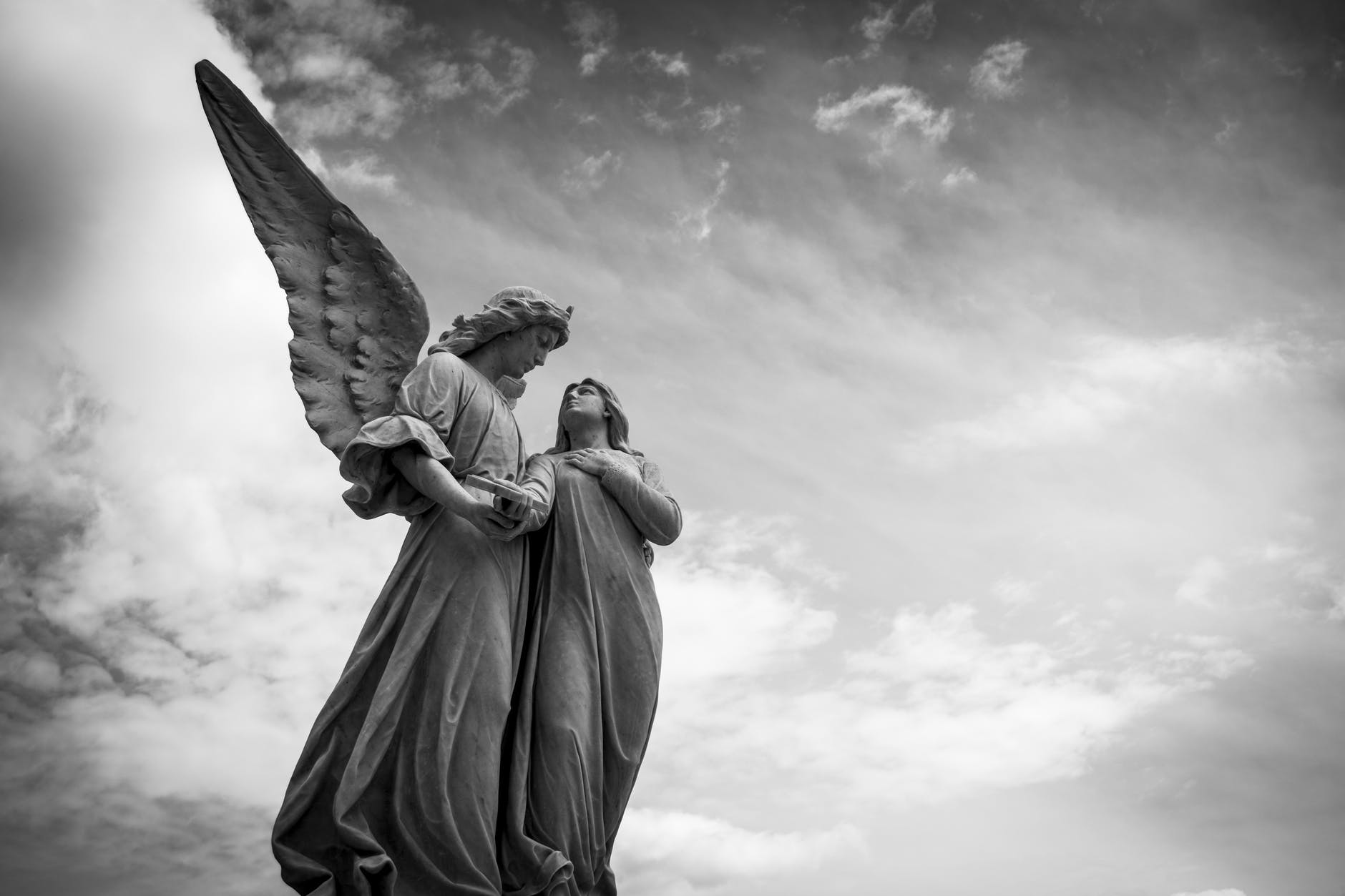 Pari (Angel)